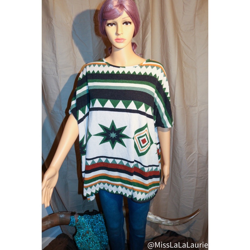 Aztec Sweater/Poncho 💛🌵 - Picture 3 of 8